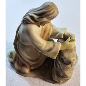 jesus praying at gethsemane figurine